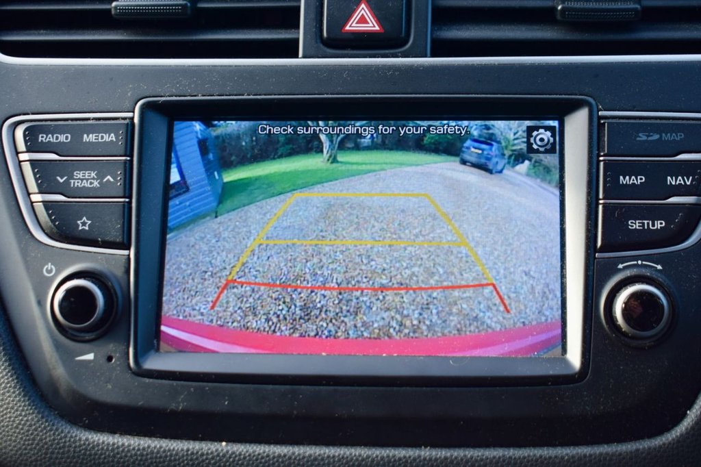 Used Hyundai i20 2019 for sale - 77269078: Photo 42