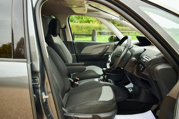 Used Citroen C4 Grand Picasso 2015 for sale - 76261360: Photo 28