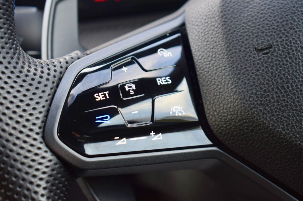 Used Volkswagen Golf 2021 for sale - 77328013: Photo 50