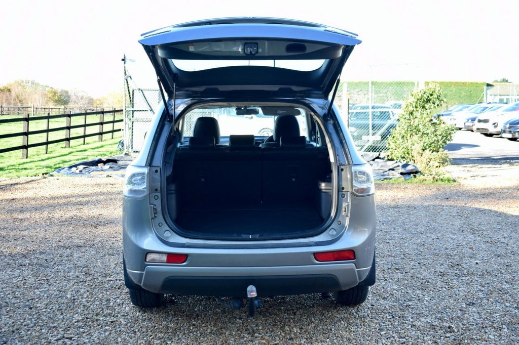 Used Mitsubishi Outlander 2014 for sale - 76665561: Photo 11