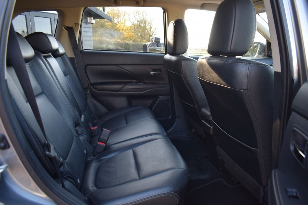 Used Mitsubishi Outlander 2014 for sale - 76665561: Photo 29