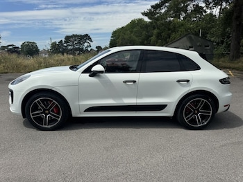 Used Porsche Macan 2020 for sale - 79023089: Photo