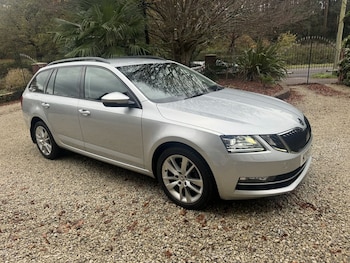 Used Skoda Octavia 2019 for sale - 76632213: Photo