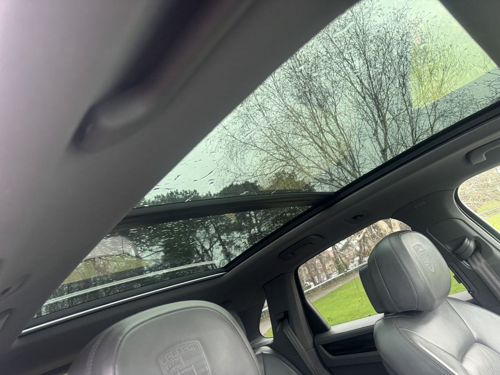 Used Porsche Cayenne 2018 for sale - 77427806: Photo 11