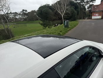 Used Volkswagen Scirocco 2010 for sale - 77835802: Photo