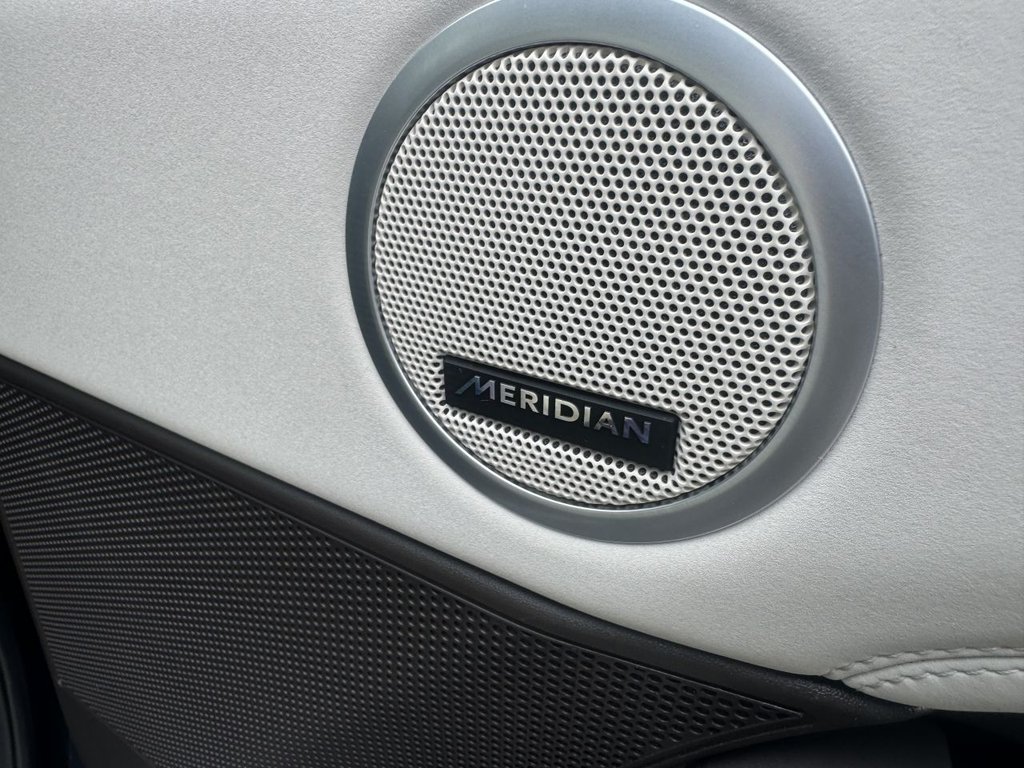 Used Land Rover Discovery 2017 for sale - 78030421: Photo 13