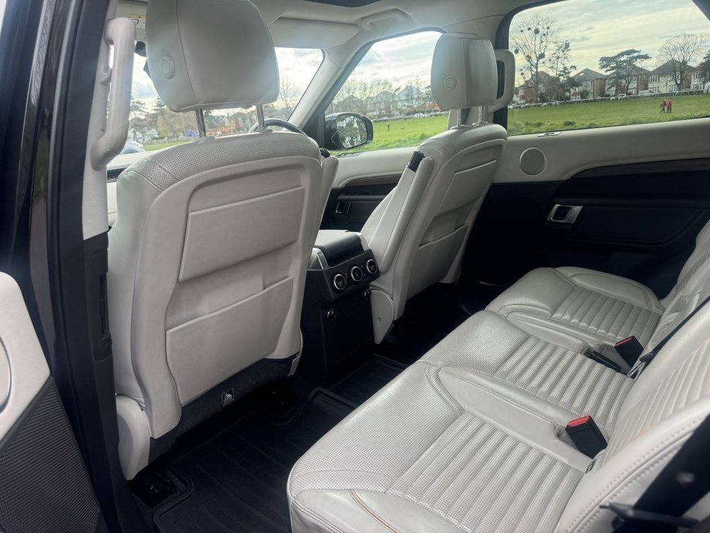 Used Land Rover Discovery 2017 for sale - 78030421: Photo 16