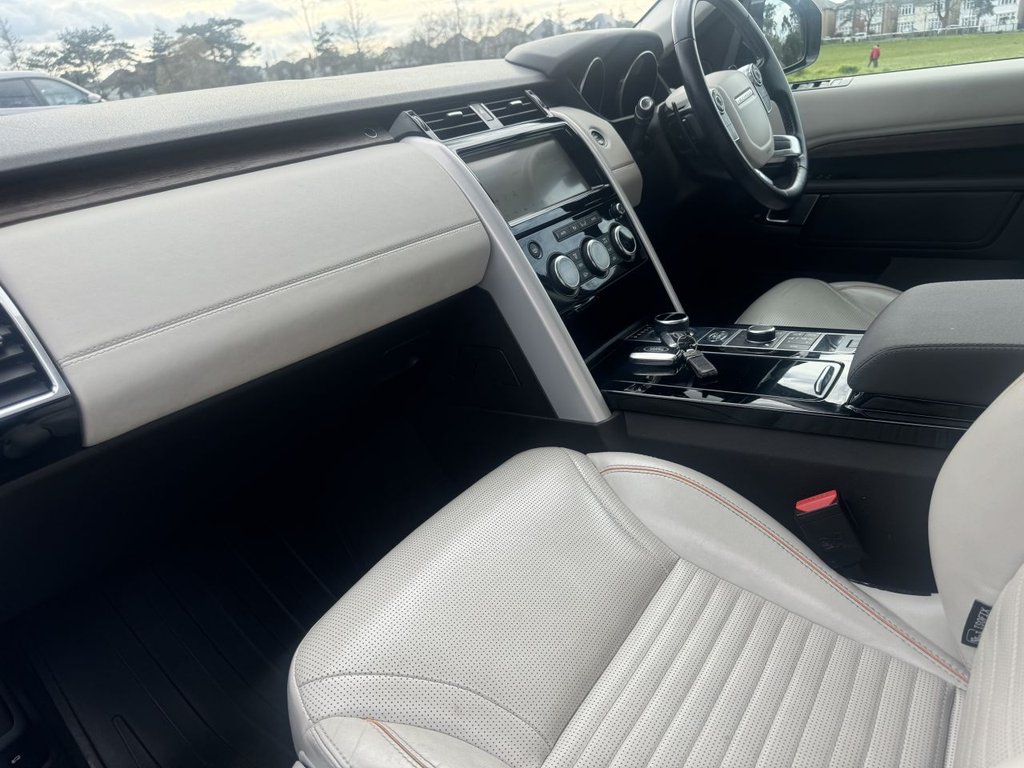 Used Land Rover Discovery 2017 for sale - 78030421: Photo 18