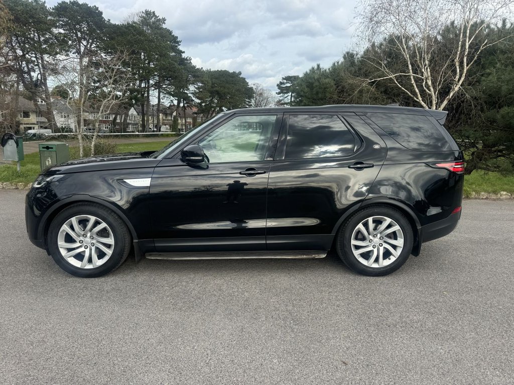Used Land Rover Discovery 2017 for sale - 78030421: Photo 5