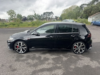 Used Volkswagen Golf 2019 for sale - 78613618: Photo