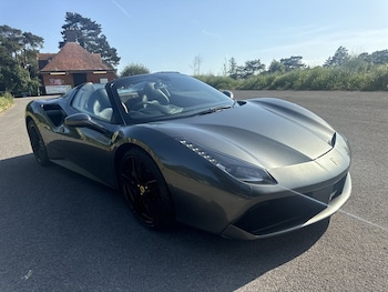 Used Ferrari 488 2017 for sale - 78637824: Photo