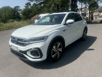 Used Volkswagen T-Roc 2023 for sale - 78977780: Photo