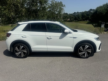 Used Volkswagen T-Roc 2023 for sale - 78977780: Photo
