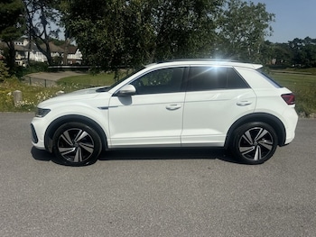 Used Volkswagen T-Roc 2023 for sale - 78977780: Photo