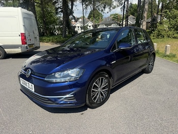 Used Volkswagen Golf 2018 for sale - 78487871: Photo