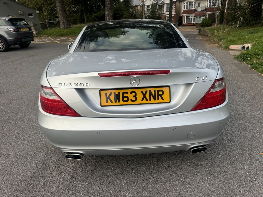 Used Mercedes-Benz SLK 2014 for sale - 76634998: Photo 12