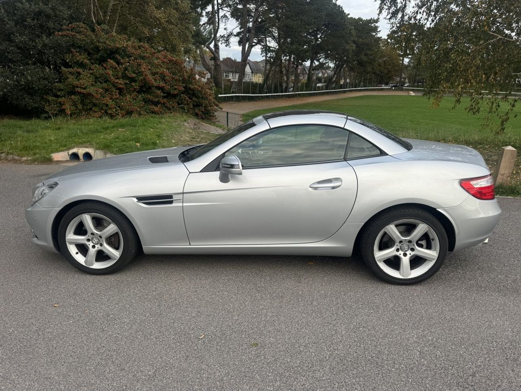 Used Mercedes-Benz SLK 2014 for sale - 76634998: Photo 14