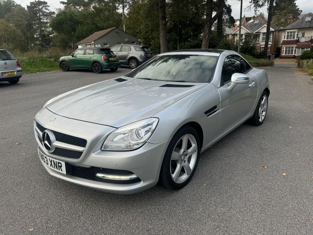 Used Mercedes-Benz SLK 2014 for sale - 76634998: Photo 2