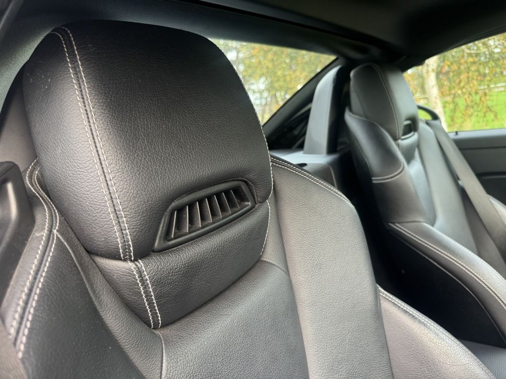 Used Mercedes-Benz SLK 2014 for sale - 76634998: Photo 7