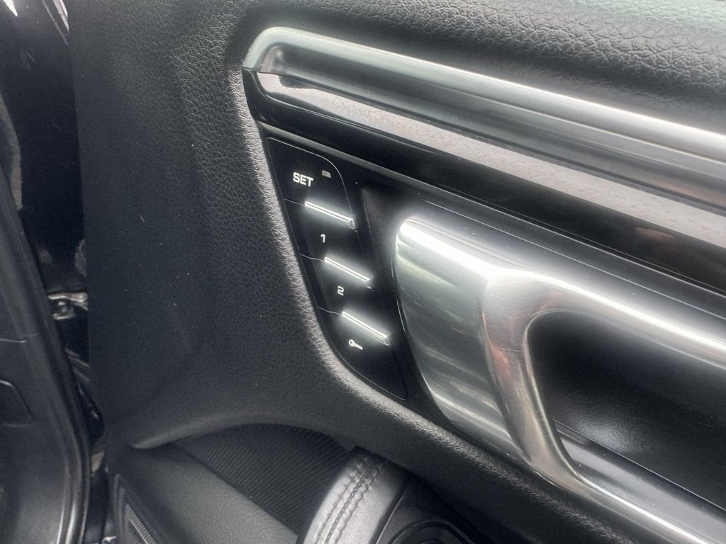 Used Porsche Macan 2015 for sale - 76867998: Photo 13