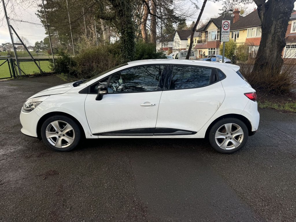 Used Renault Clio 2015 for sale - 77236661: Photo 9