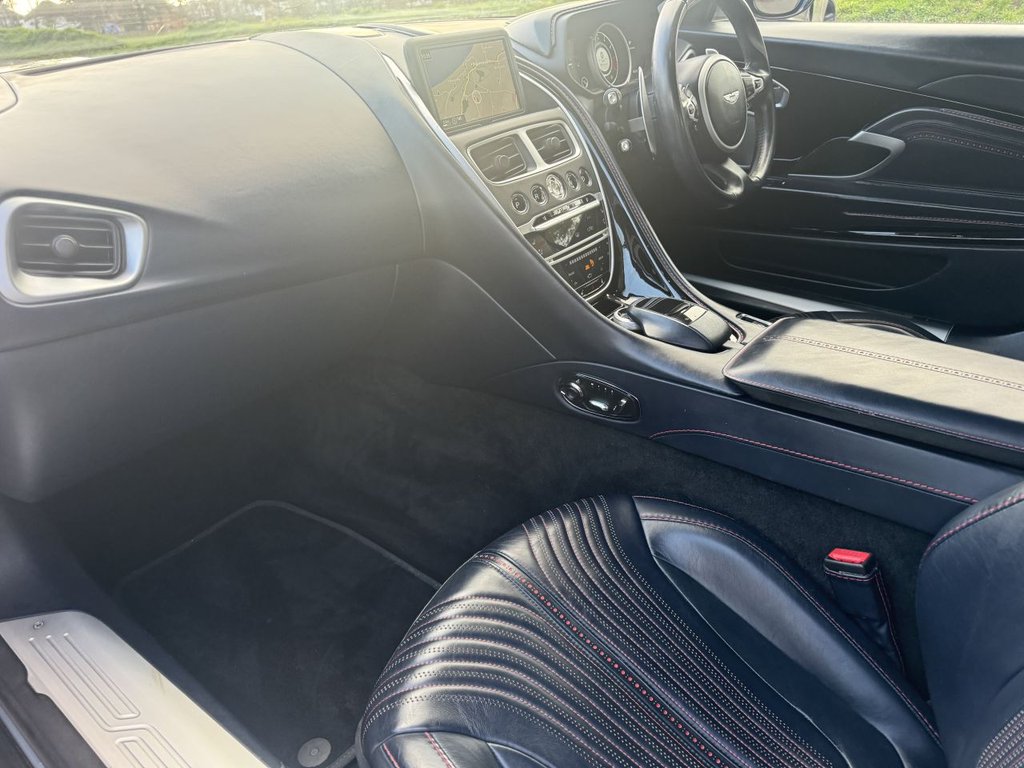 Used Aston Martin DB11 2018 for sale - 77250389: Photo 13