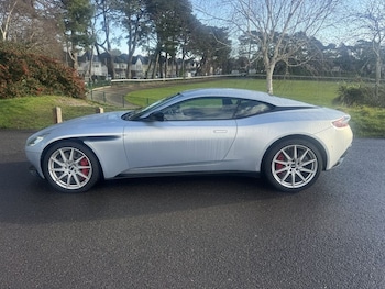 Used Aston Martin DB11 2018 for sale - 77250389: Photo