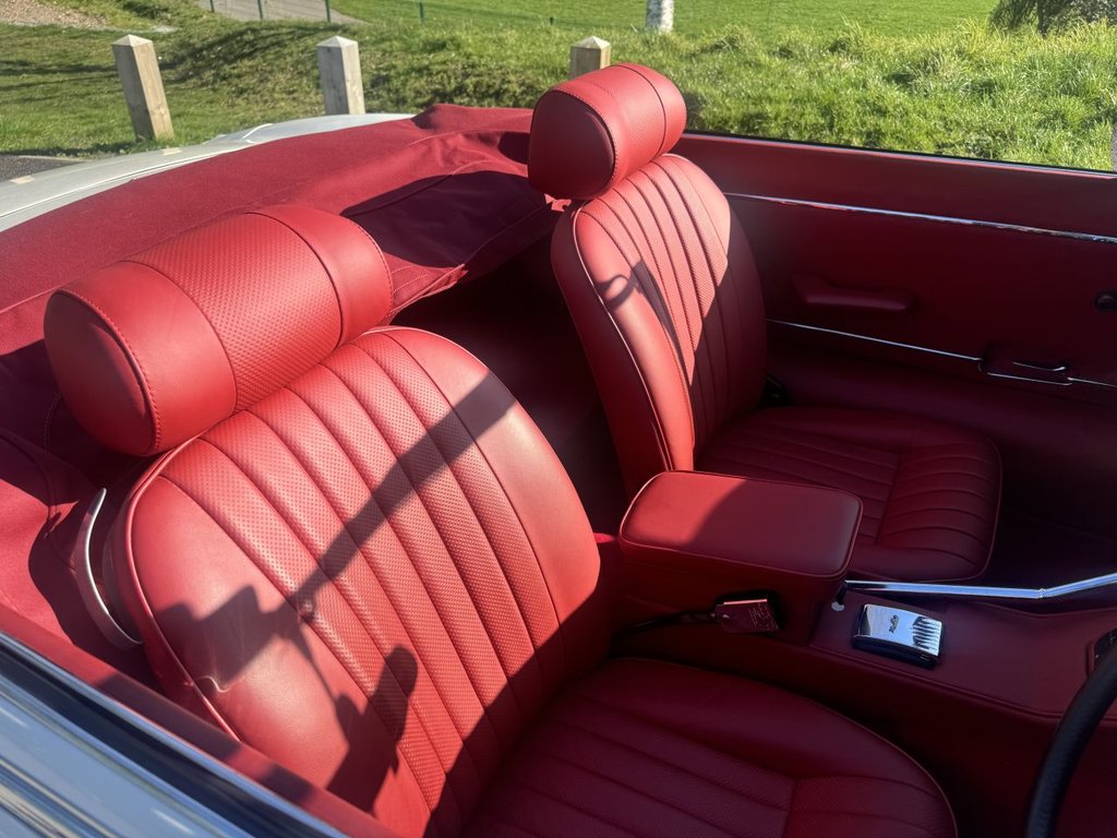 Used Jaguar E-Type 2019 for sale - 77720315: Photo 12