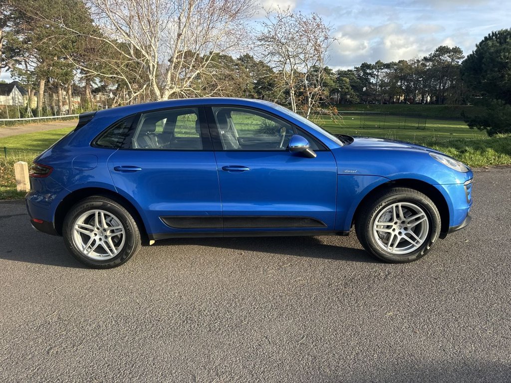 Used Porsche Macan 2015 for sale - 76711115: Photo 3