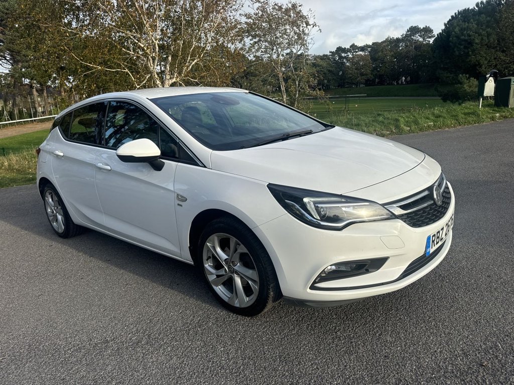 Used Vauxhall Astra 2016 for sale - 76631725: Photo 2
