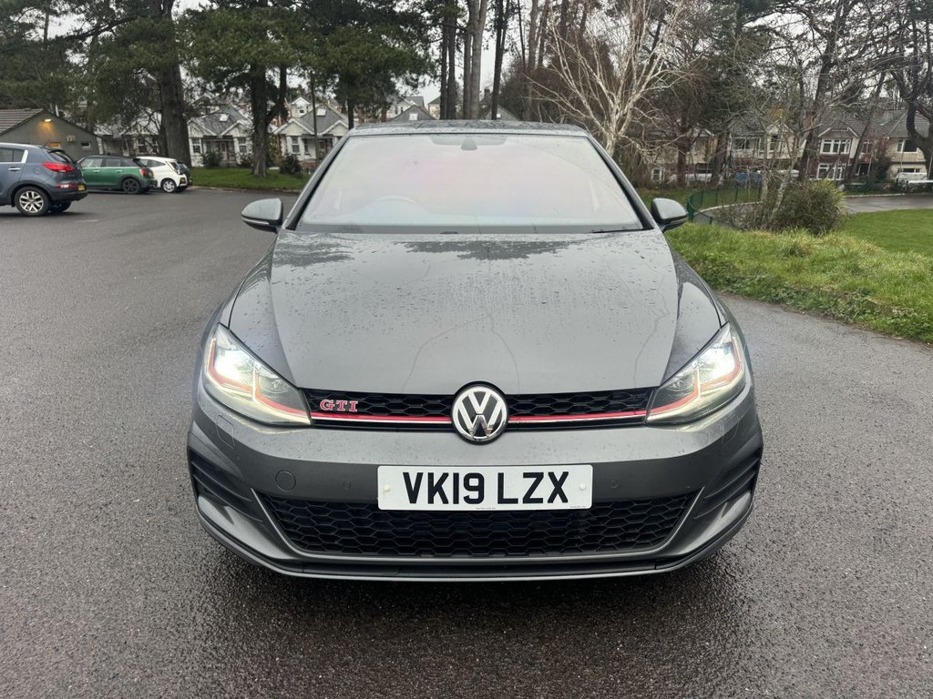 Used Volkswagen Golf 2019 for sale - 77780473: Photo 2