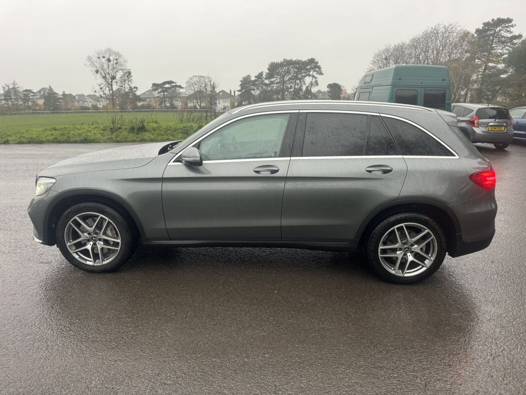 Used Mercedes-Benz GLC 2019 for sale - 76768602: Photo 11