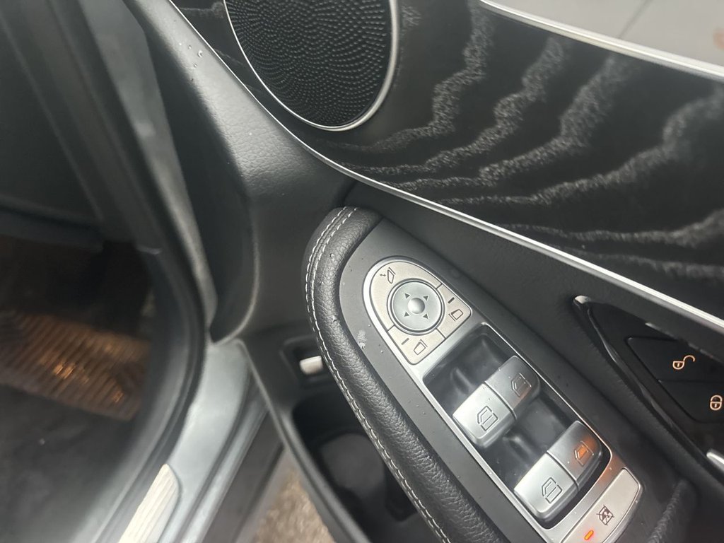 Used Mercedes-Benz GLC 2019 for sale - 76768602: Photo 18