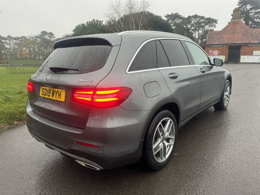 Used Mercedes-Benz GLC 2019 for sale - 76768602: Photo 8