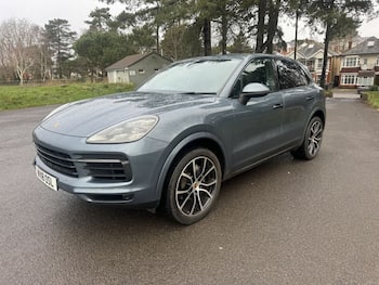 Used Porsche Cayenne 2018 for sale - 79708618: Photo