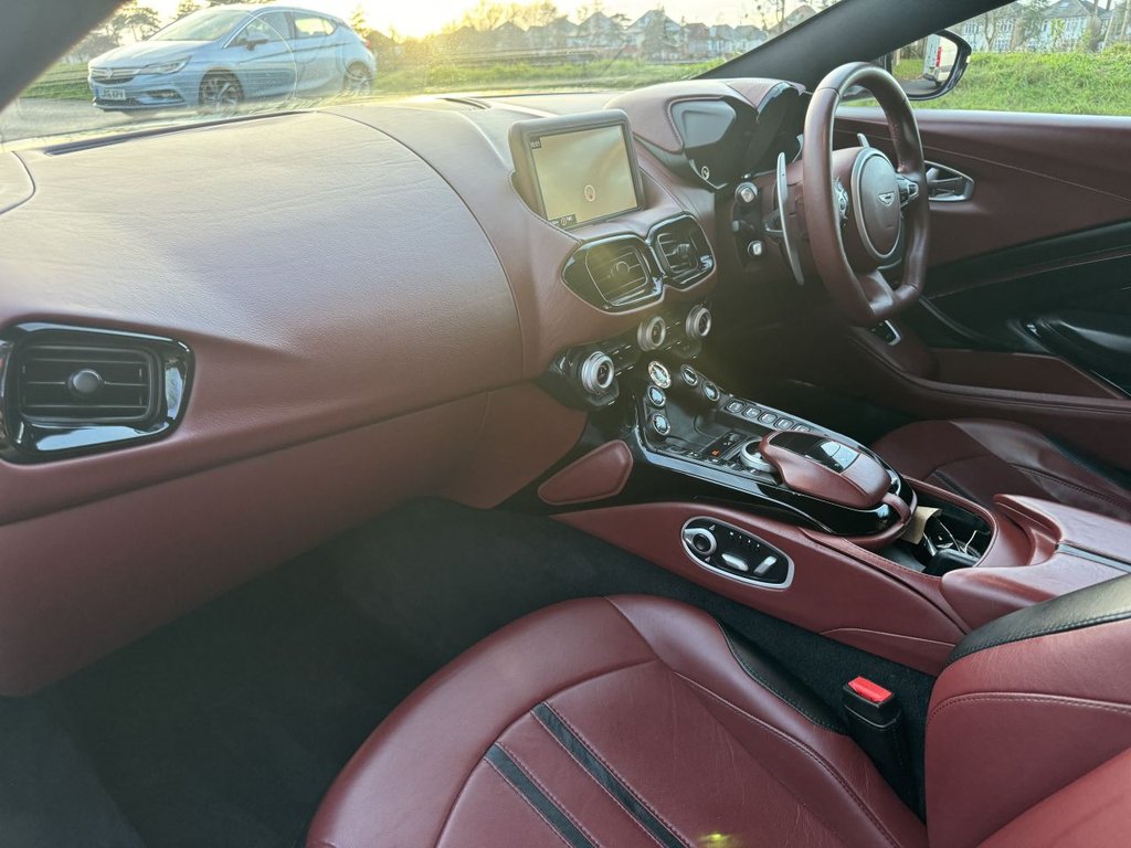 Used Aston Martin Vantage 2019 for sale - 77153360: Photo 10