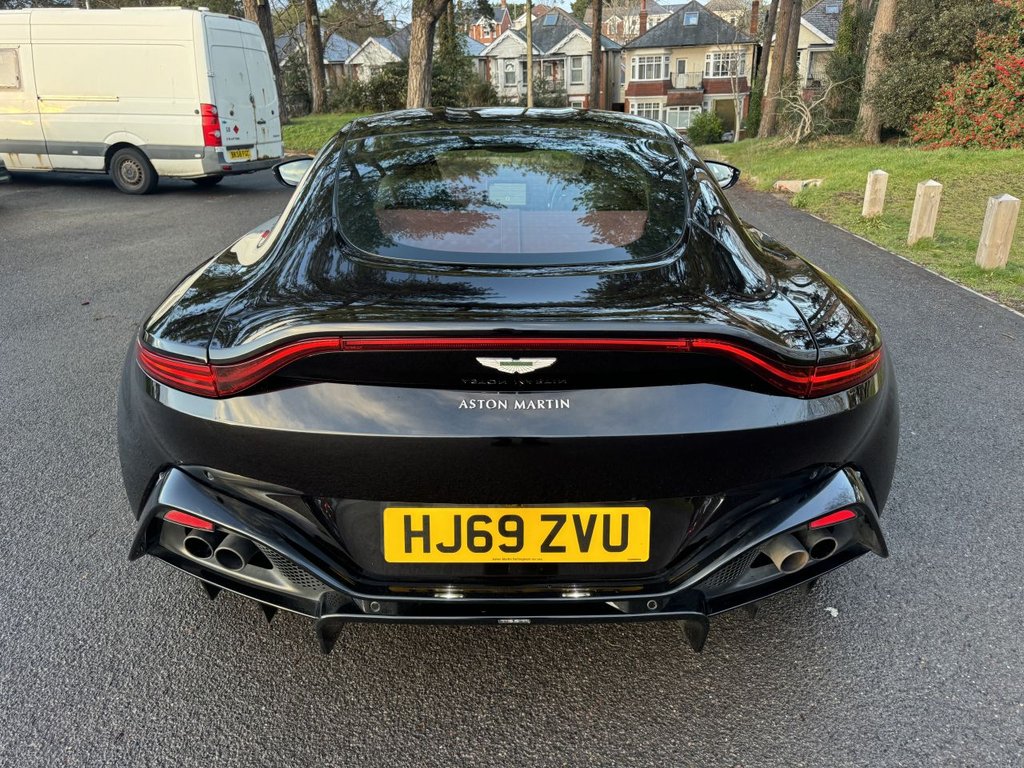Used Aston Martin Vantage 2019 for sale - 77153360: Photo 14