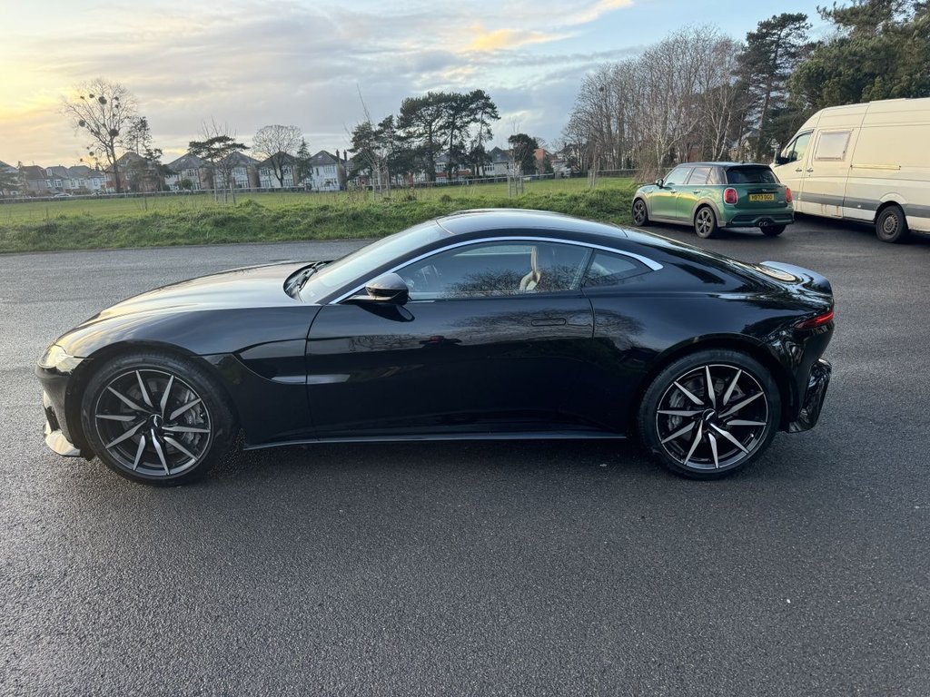 Used Aston Martin Vantage 2019 for sale - 77153360: Photo 15