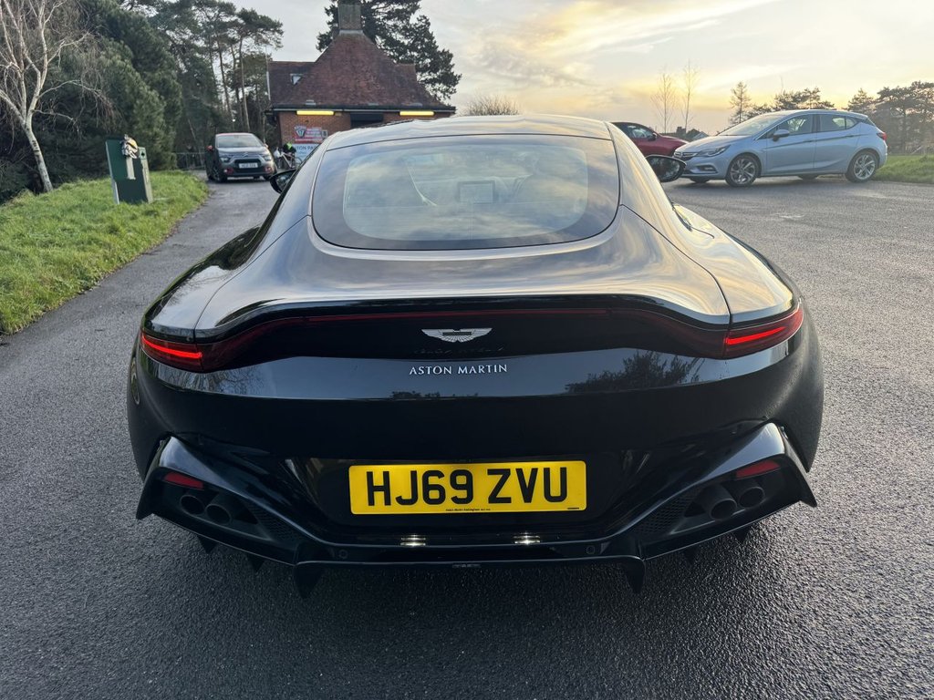 Used Aston Martin Vantage 2019 for sale - 77153360: Photo 5