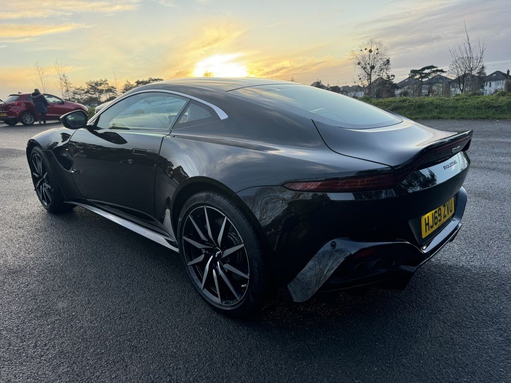 Used Aston Martin Vantage 2019 for sale - 77153360: Photo 7
