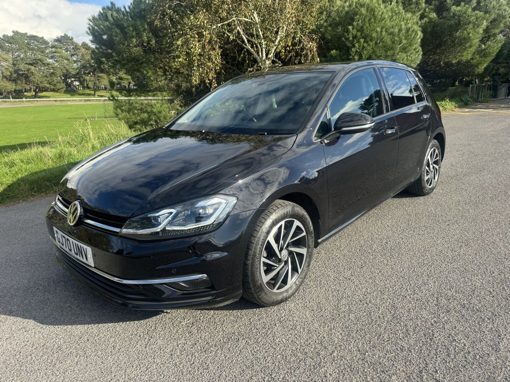 Used Volkswagen Golf 2020 for sale - 76635001: Photo 1