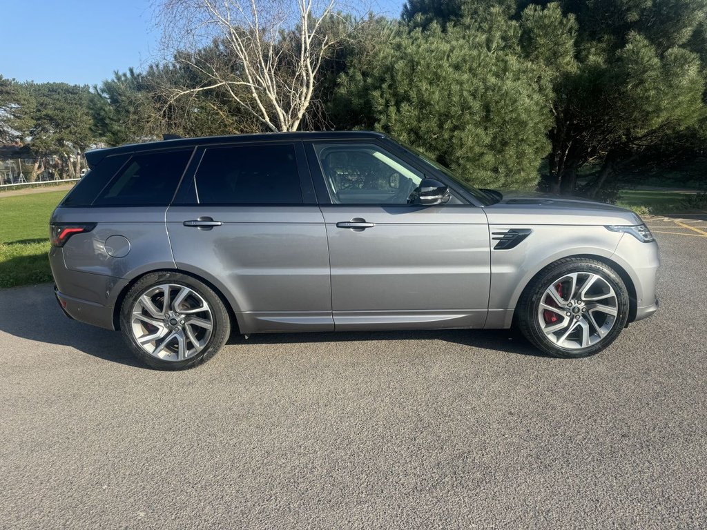 Used Land Rover Range Rover Sport 2019 for sale - 77608932: Photo 2