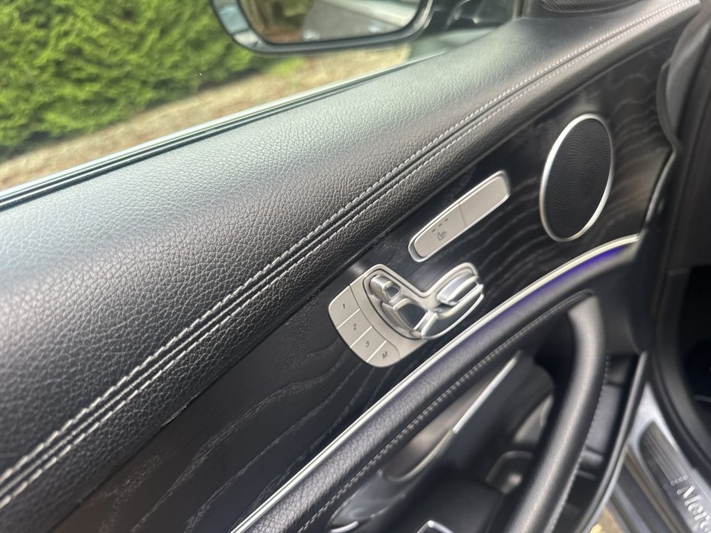Used Mercedes-Benz E Class 2019 for sale - 76724915: Photo 12