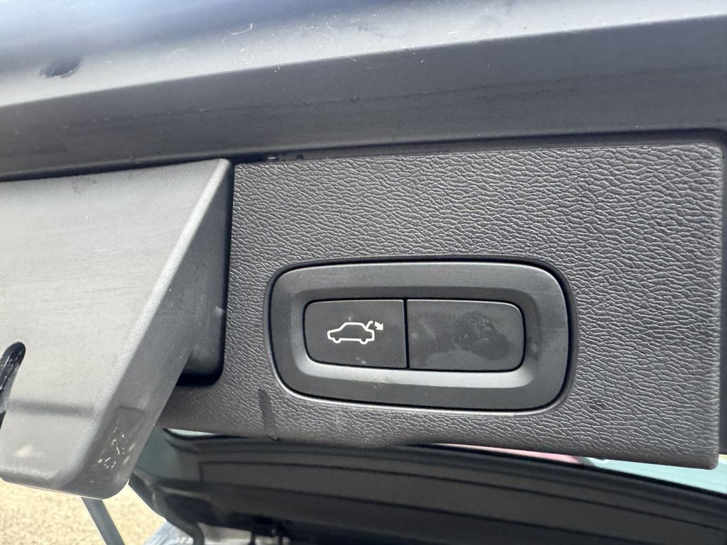 Used Volvo XC60 2020 for sale - 76910258: Photo 10