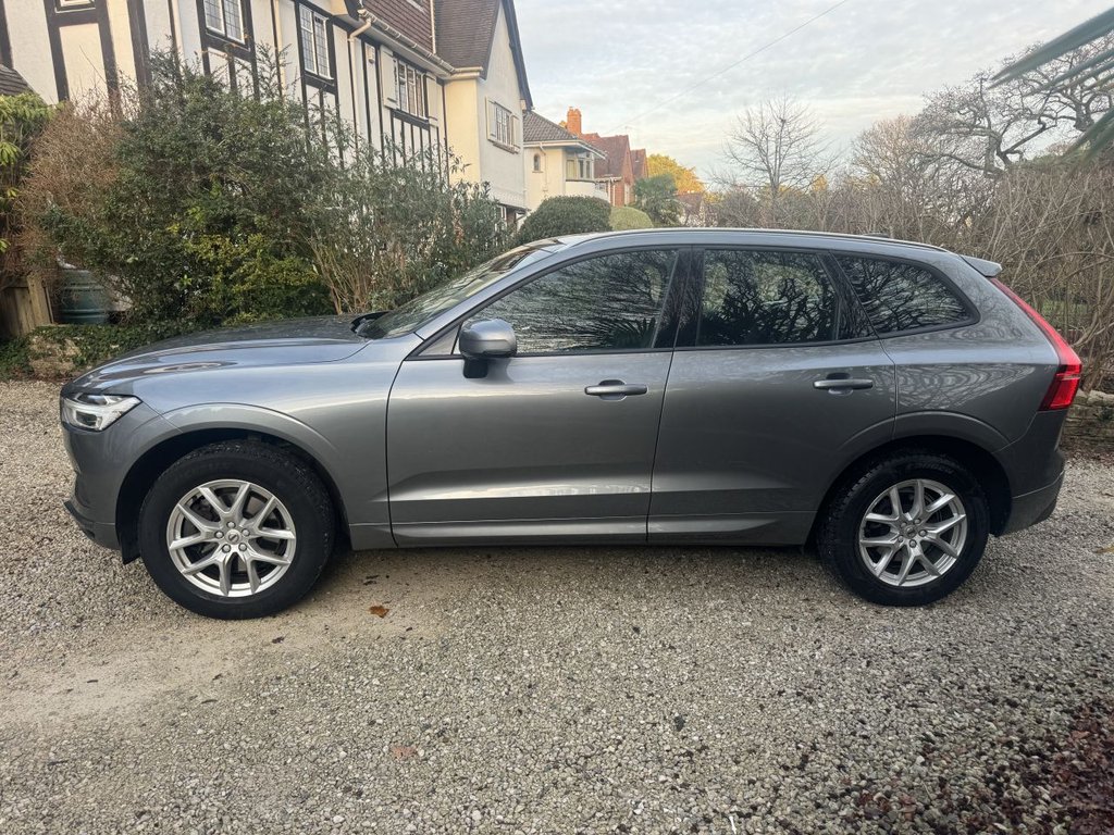 Used Volvo XC60 2020 for sale - 76910258: Photo 3