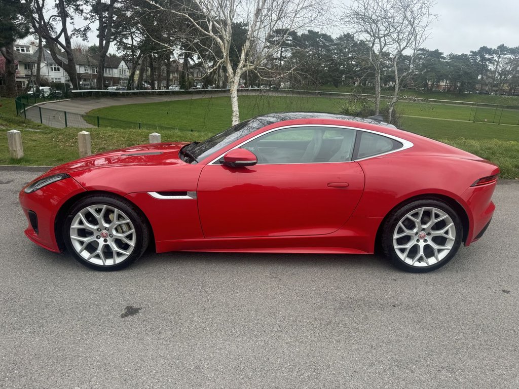 Used Jaguar F-Type 2017 for sale - 77483494: Photo 17