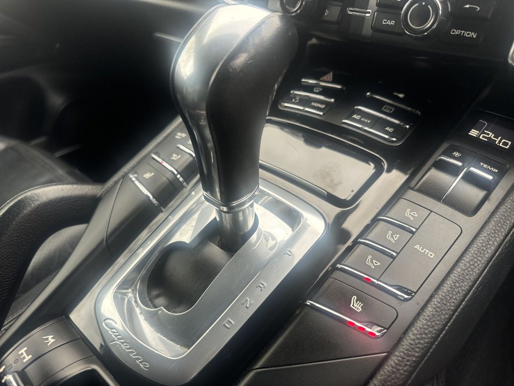 Used Porsche Cayenne 2010 for sale - 76950557: Photo 10