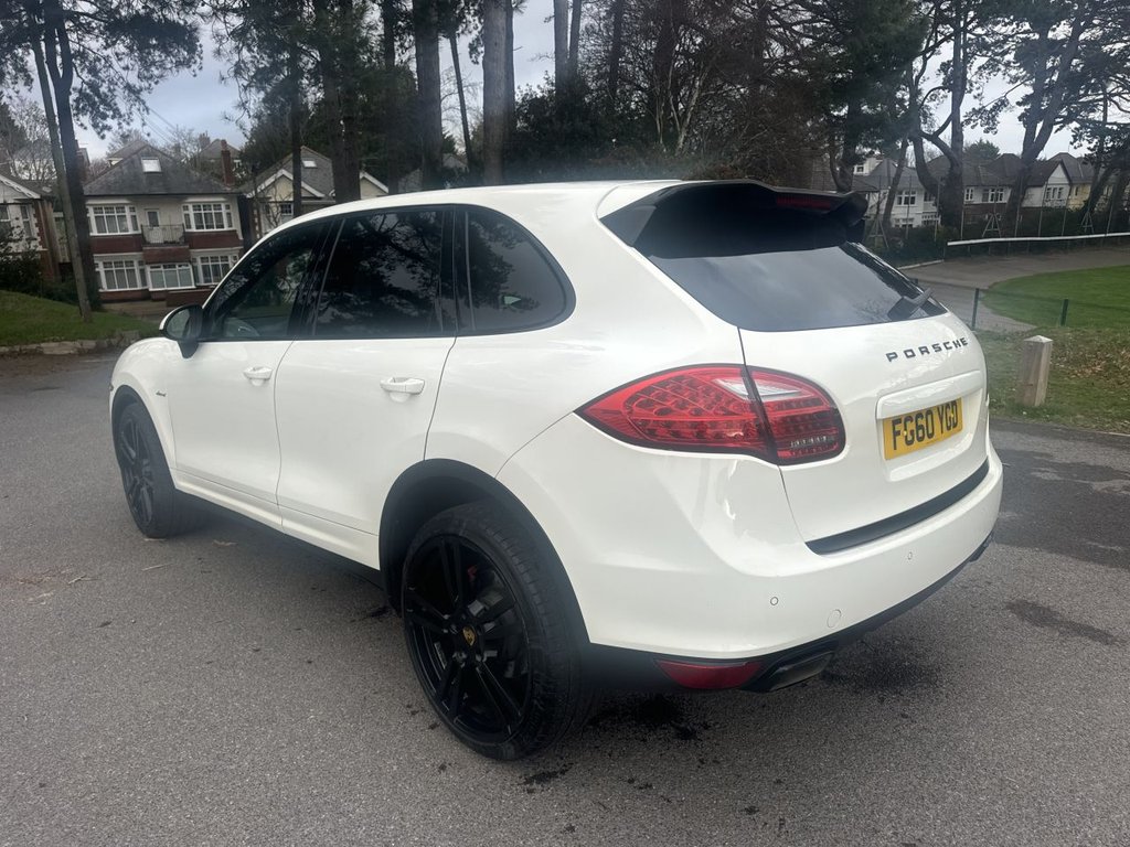 Used Porsche Cayenne 2010 for sale - 76950557: Photo 17