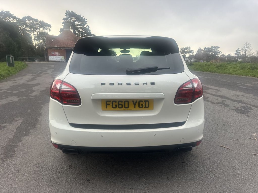 Used Porsche Cayenne 2010 for sale - 76950557: Photo 7