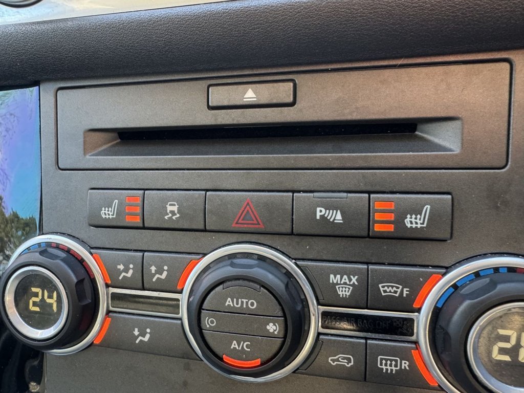 Used Land Rover Range Rover Sport 2010 for sale - 77096297: Photo 18